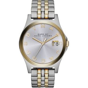 Marc Jacobs The Slim MBM3319 is a trendy Unisex watch .